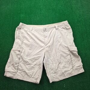Columbia Shorts Mens 40 Khaki Nylon Cargo Hiking Fishing 10" Inseam Nylon